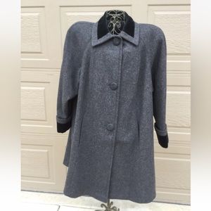 Vintage Lady Suzette women's  wool coat gray charcoal